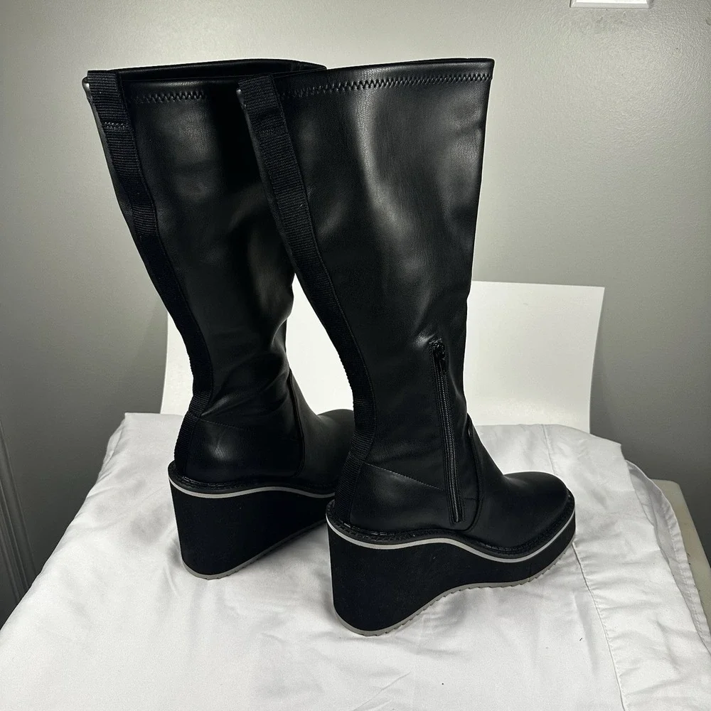 Naked Feet Apex Wedge Knee-high Boots Black‎ Faux Leather Size 9 Women's EUC